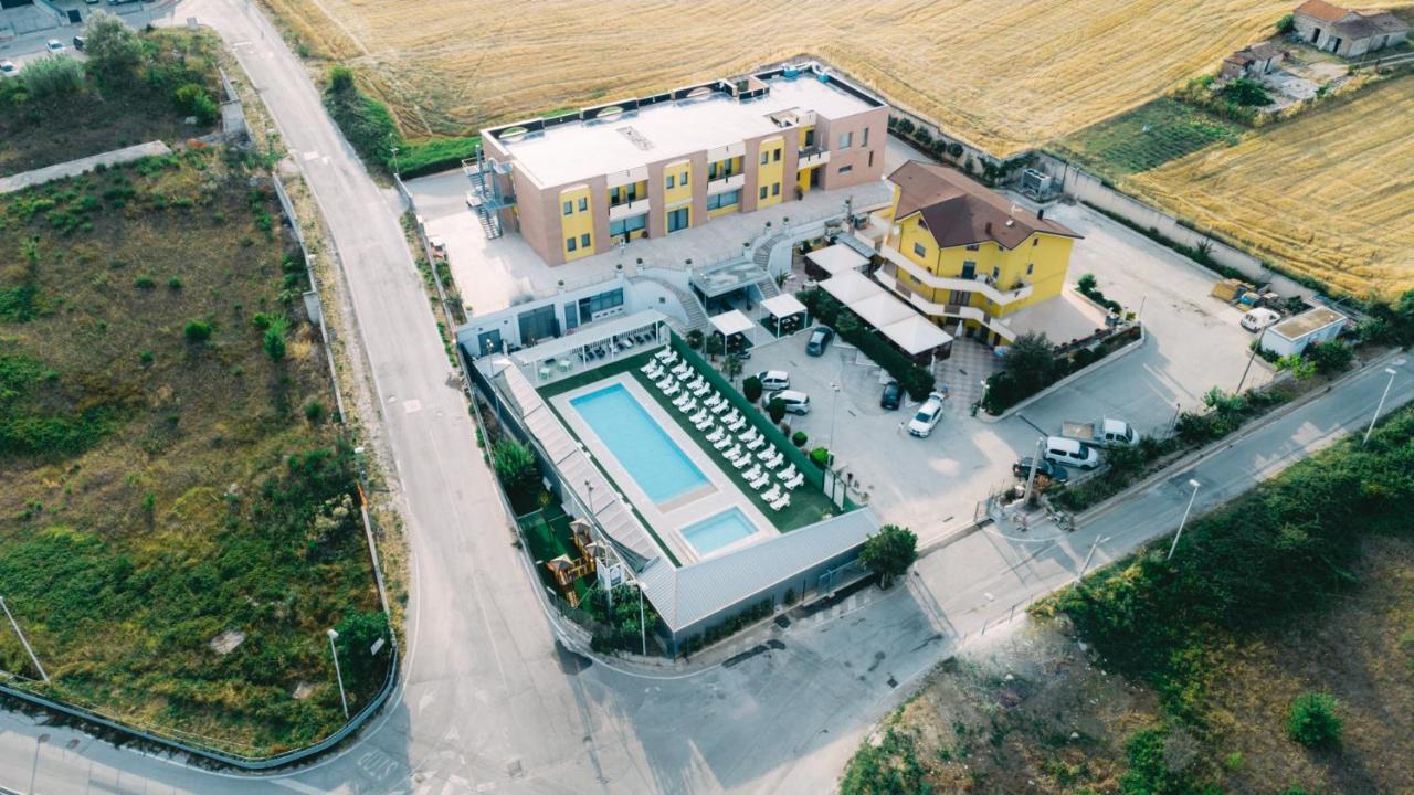 Hotel La Tavernetta Campobasso Kültér fotó